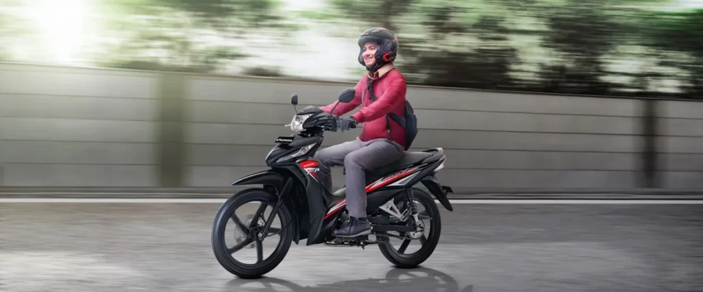 hb2-revo-01